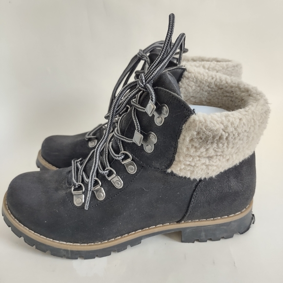 Cliffs White Mountain Pathfield Lace-Up Bootie Black US 7 Faux Fur Shearling EUC - Picture 3 of 7